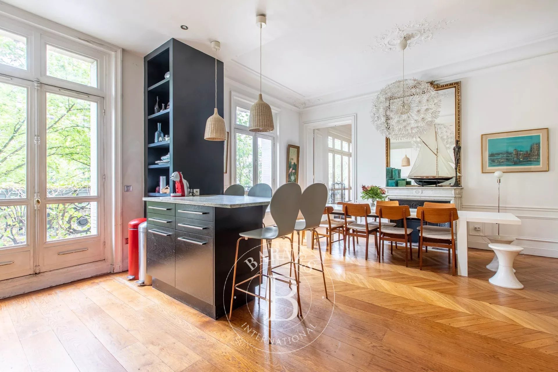 Daire Paris 8ème - picture 8