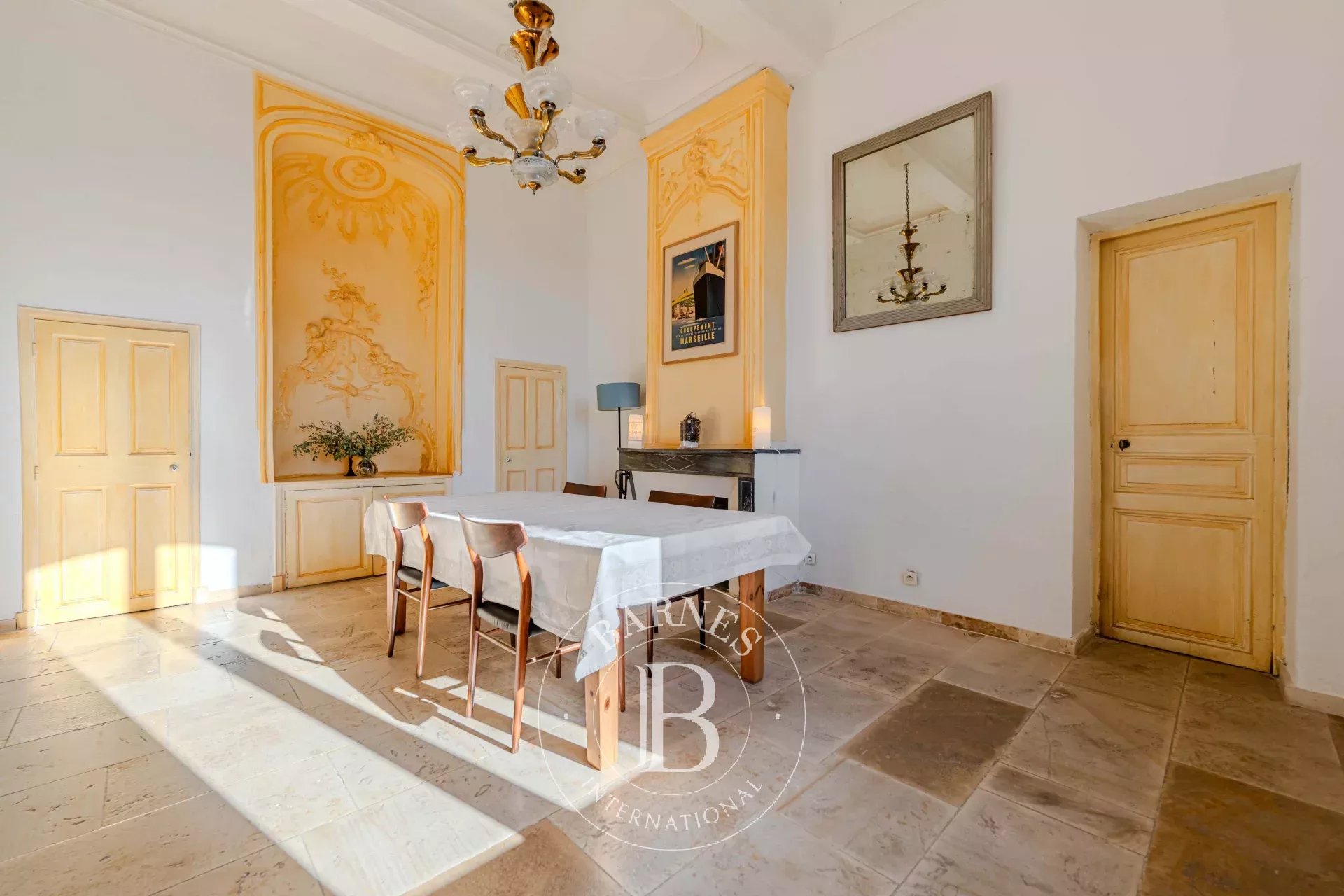 Kirevi Aix-en-Provence - picture 14