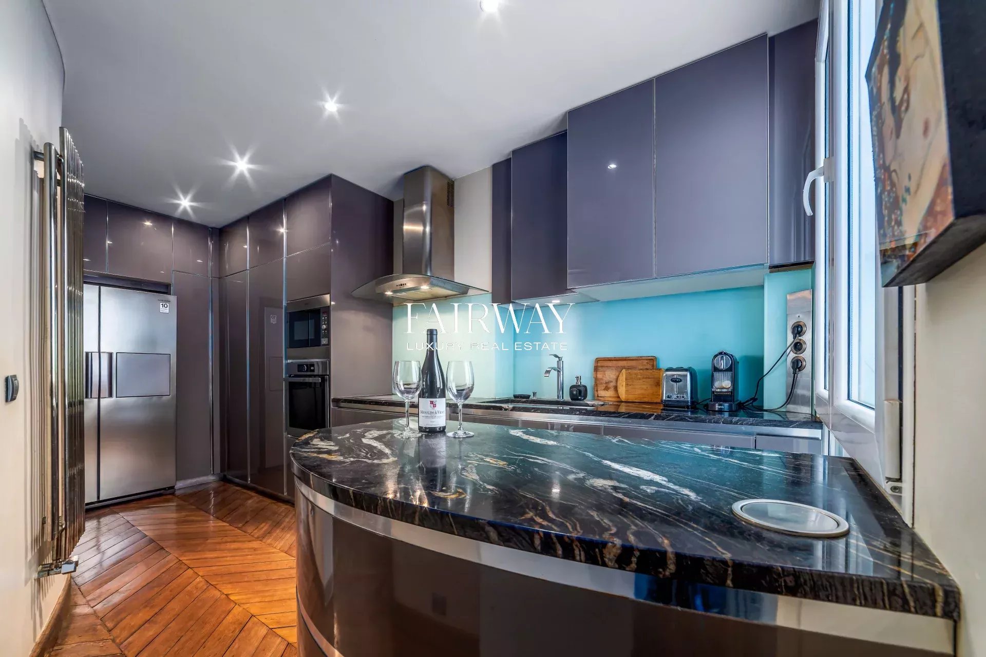 Appartement haussmannien de prestige de 124 m² avec 2 chambres de service en option – Paris 8e Montaigne