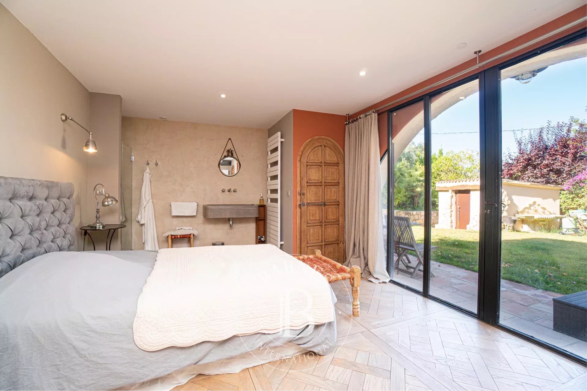 Kirevi Mougins - picture 10