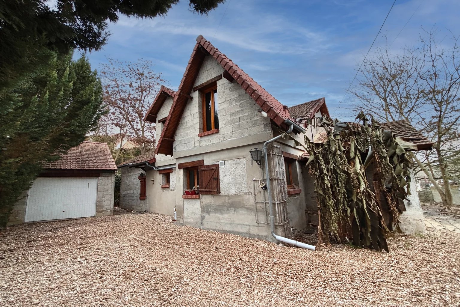 Maison F5 de 175 m2 avec garage independant