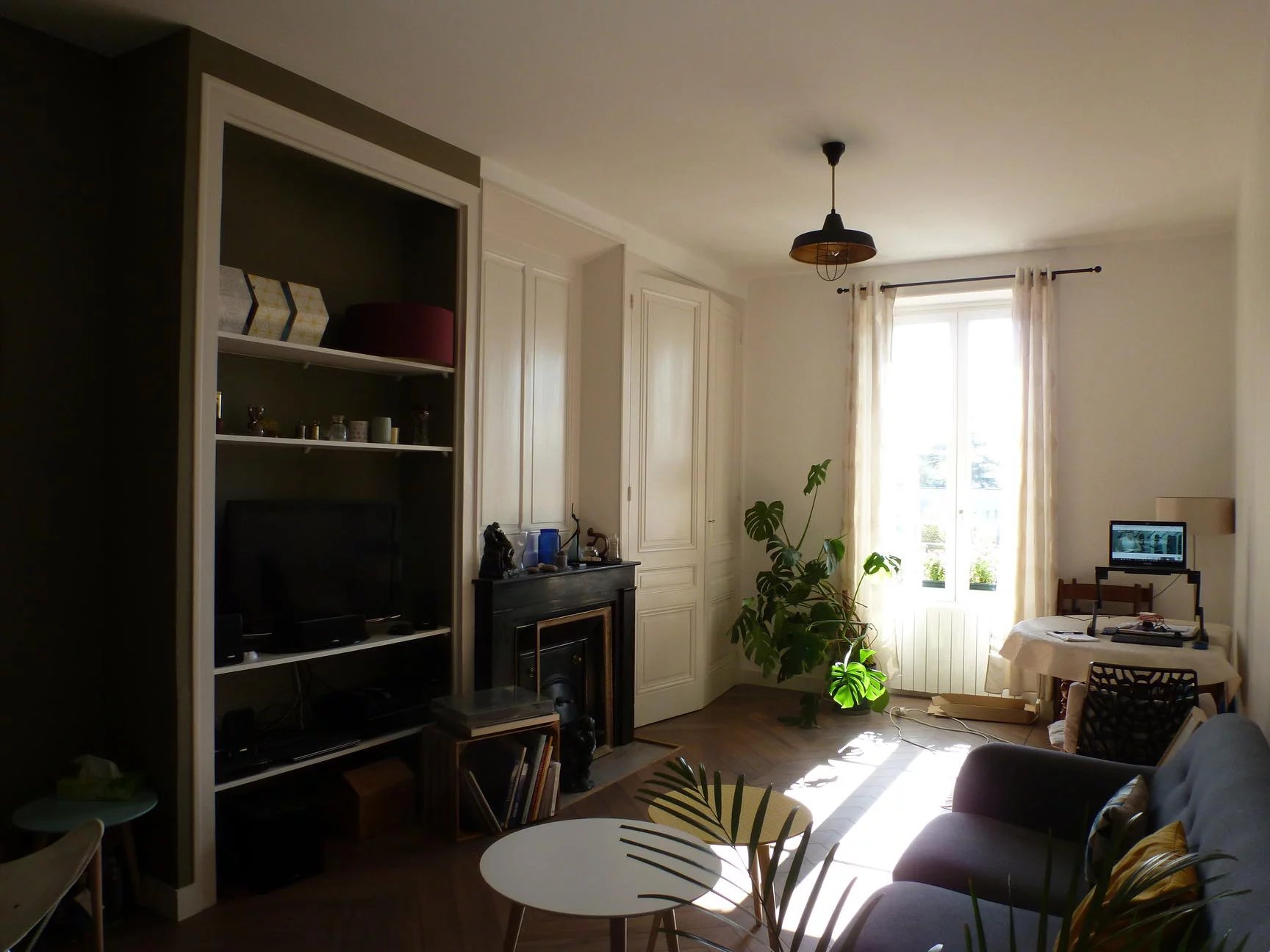 APPARTEMENT F2 dans immeuble bourgeois