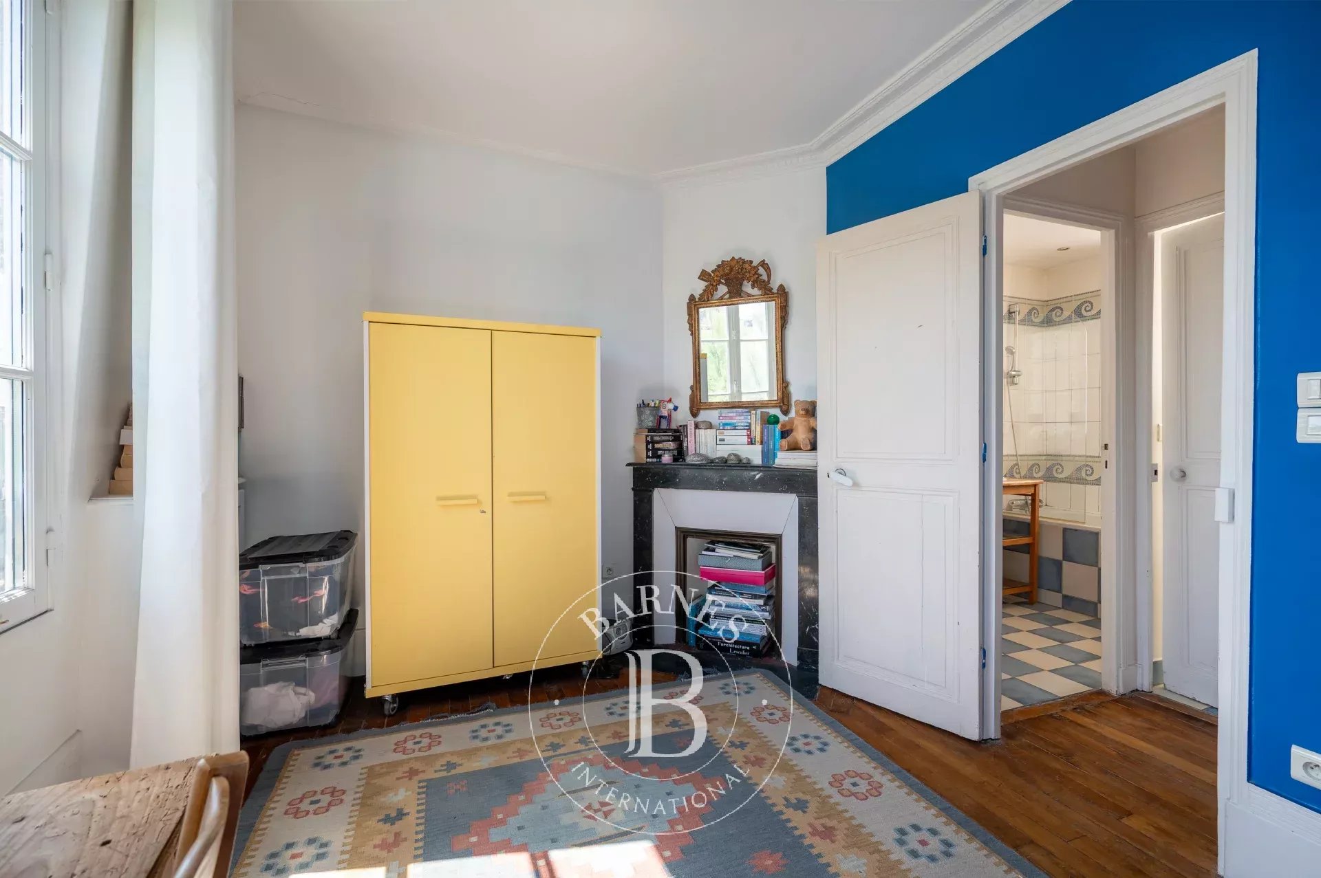 Paris  - House 5 Bedrooms - picture 17