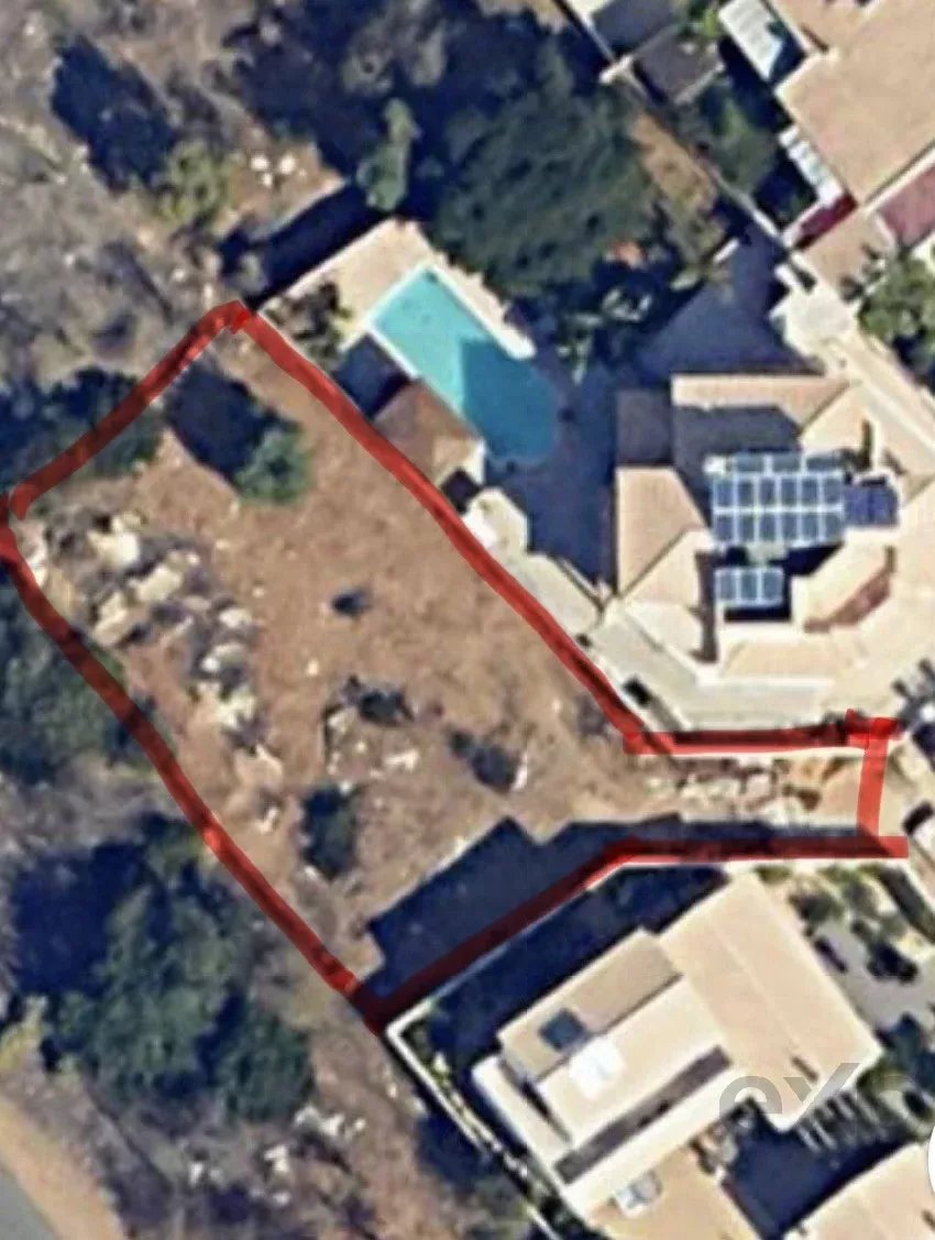 600 m² Residential Land in Moncarapacho e Fuseta 86962874 image 1