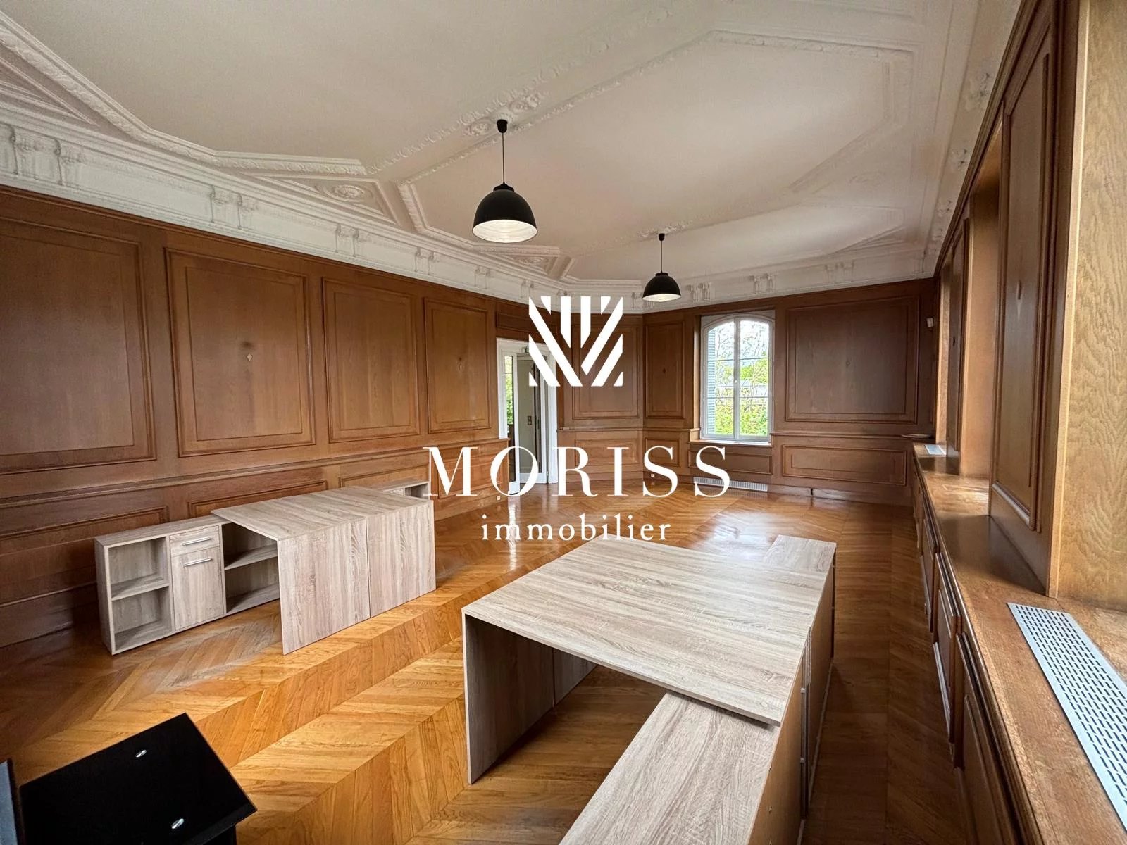 Nogent-sur-Marne Bureau de 5 pièces de 125 m2 - Image 1