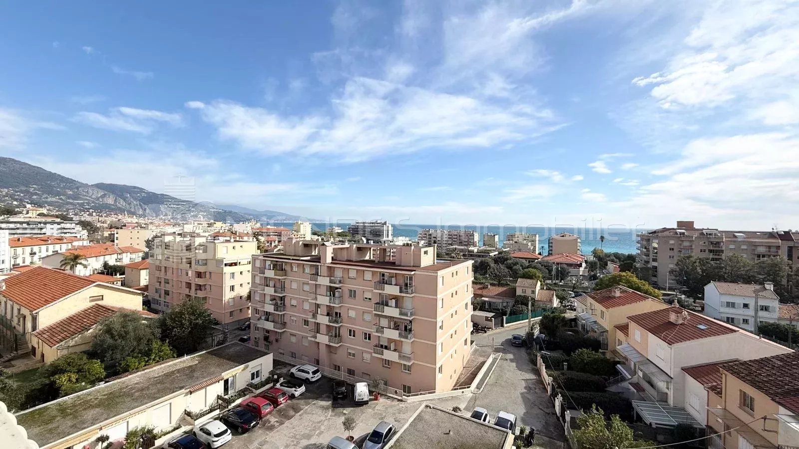 CHARMANT APPARTEMENT AVEC VUE MER CENTRE DE CARNOLES