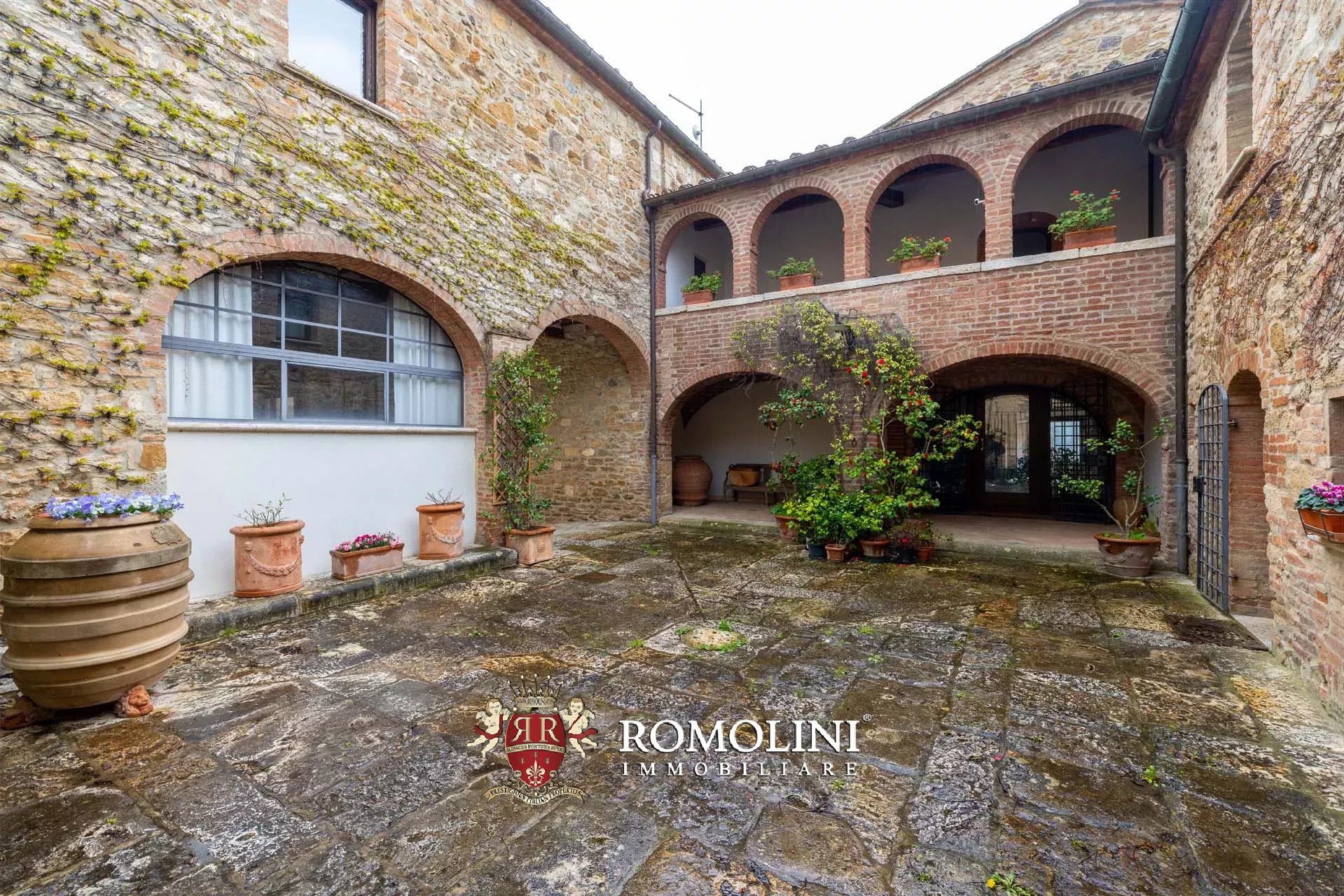 70 Bedroom Chateau's Image 61