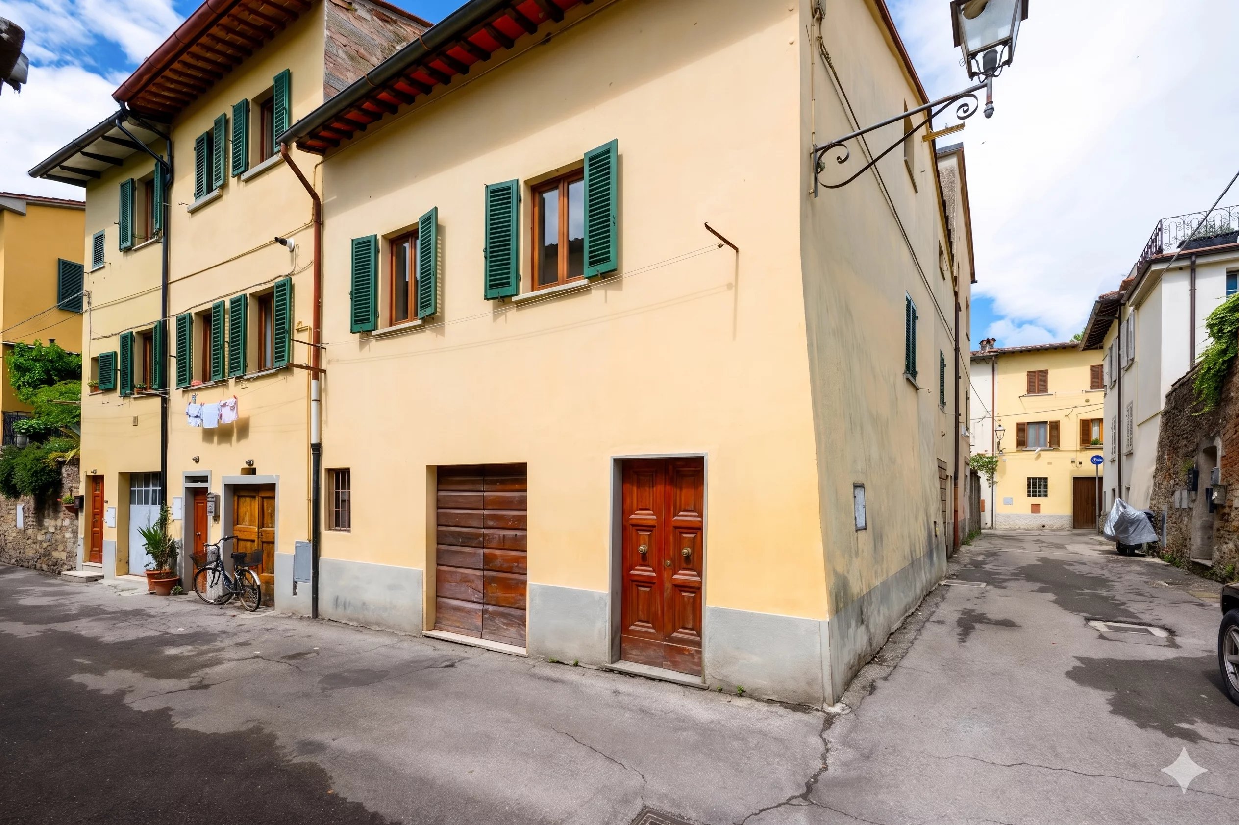 CASA DA RISTRUTTURARE IN VENDITA NEL CENTRO STORICO DI SANSEPOLCRO