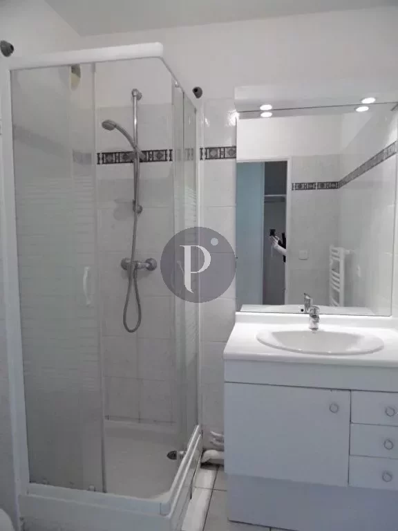 location-appartement-1-piece-le-plessis-robinson-83873041