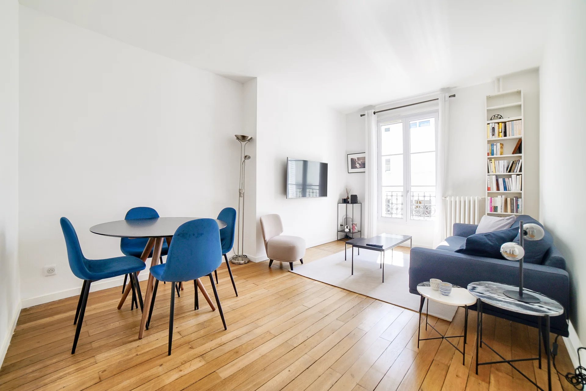Sale Apartment Paris 16th