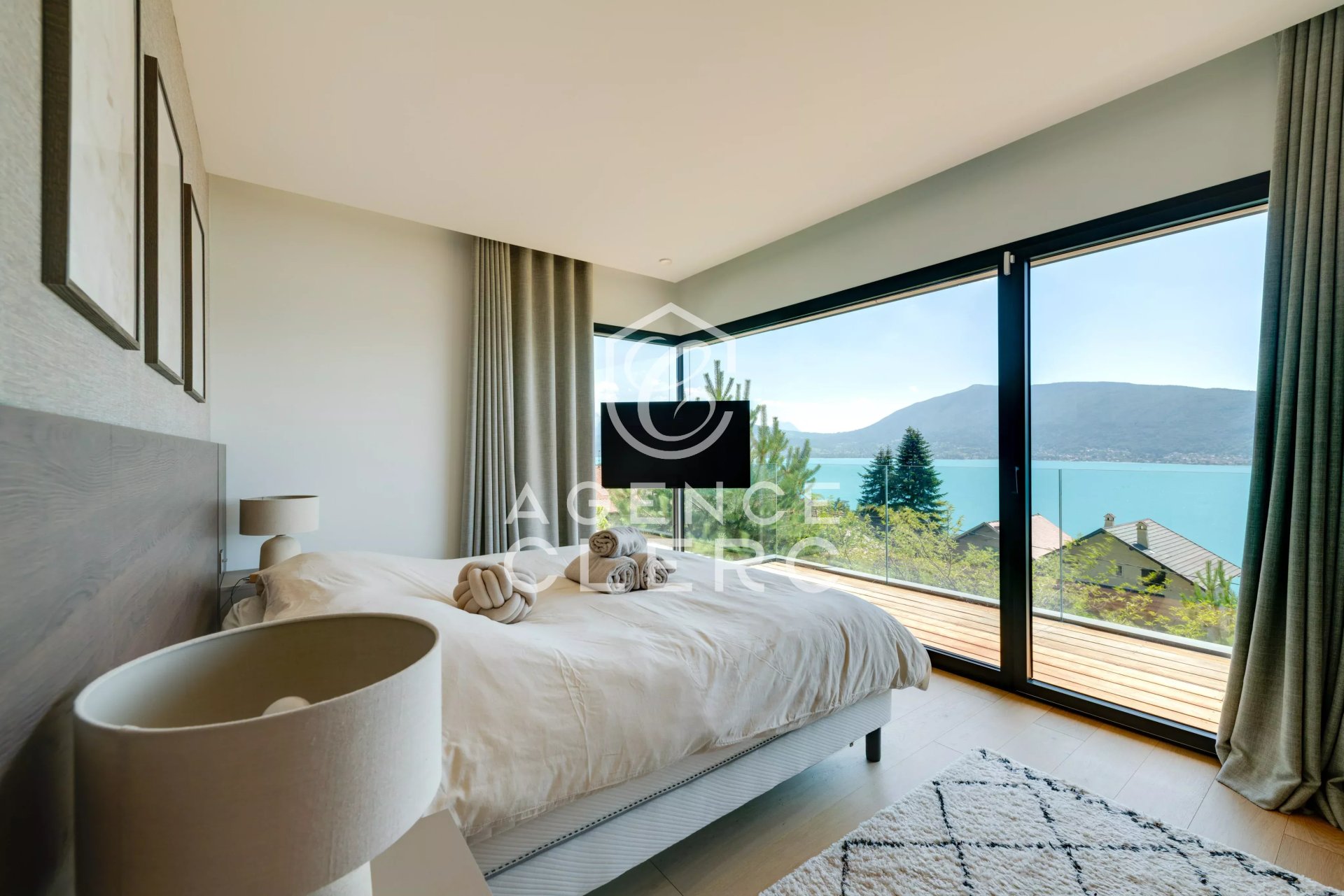 4 Bedroom Villa/Townhouse's Image 22