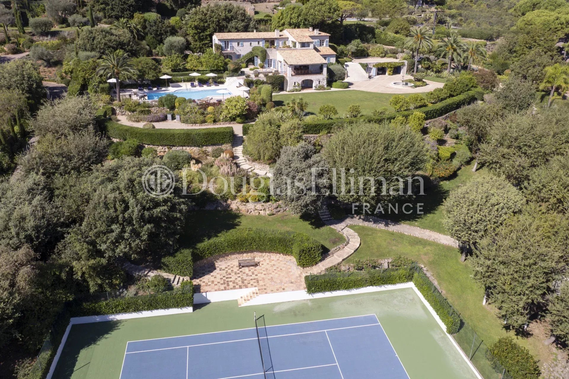 SAINT-PAUL-DE-VENCE – Propriété d’exception vue mer avec piscine et tennis - Image nᵒ2
