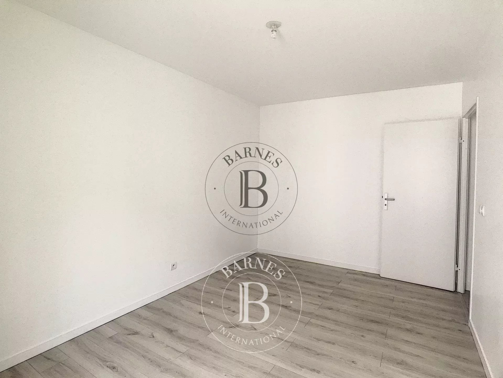 Daire Paris 20ème - picture 11