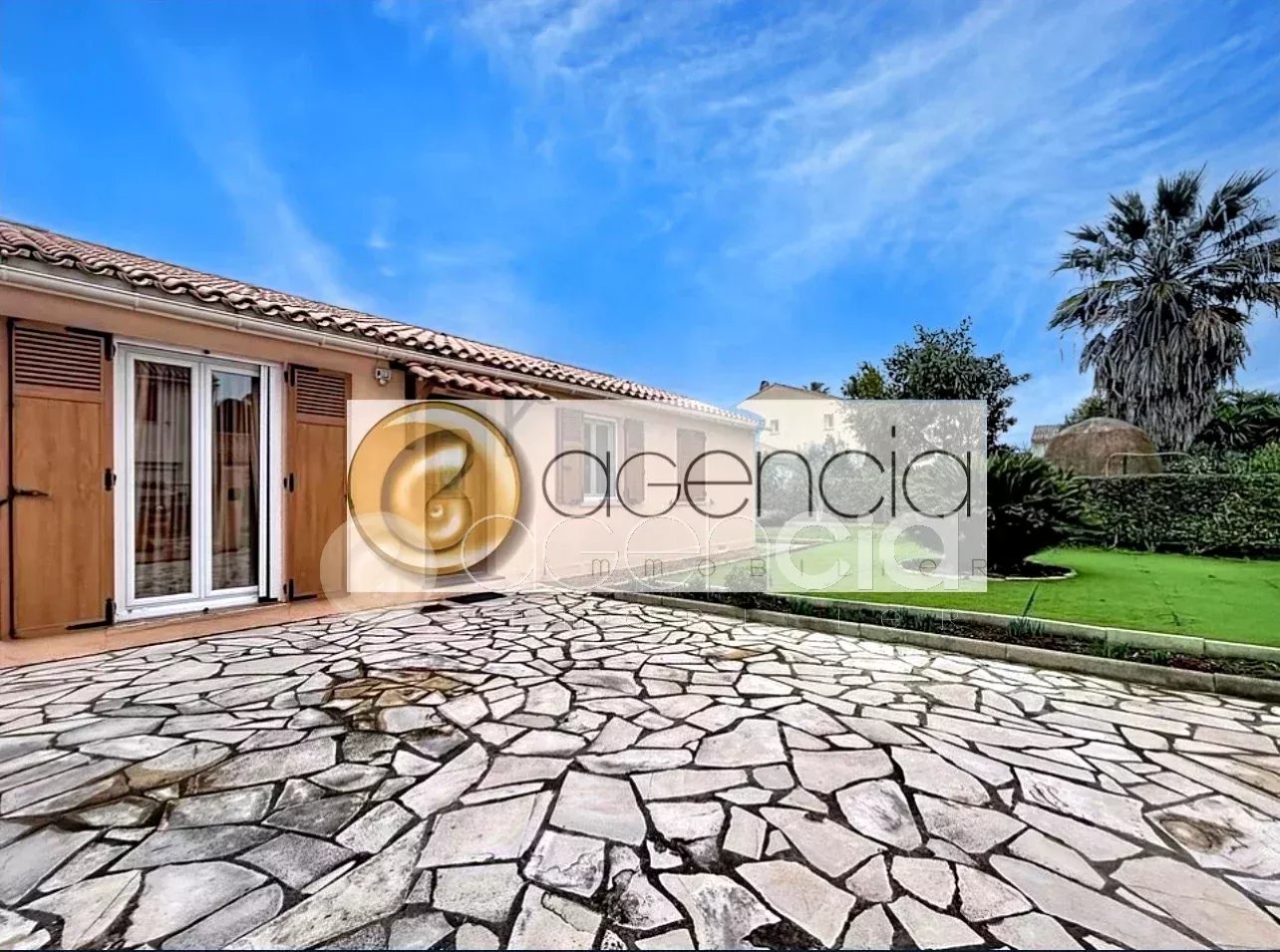 LE CANNET - GARIBONDY - HOUSE 90 M2 - 4 rooms - Garden - Garage - Swimming pool - Parkings