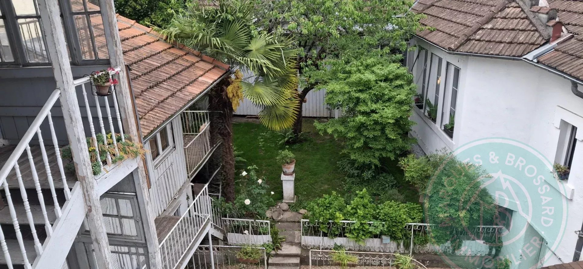 Agence immobilière de 