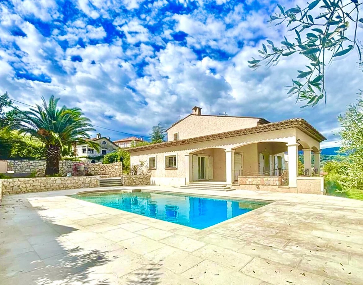 Villa 8 pièces 305 m2