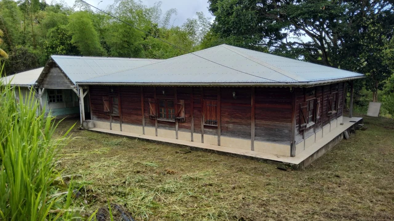 Sale Villa - Saint-Pierre - Martinique