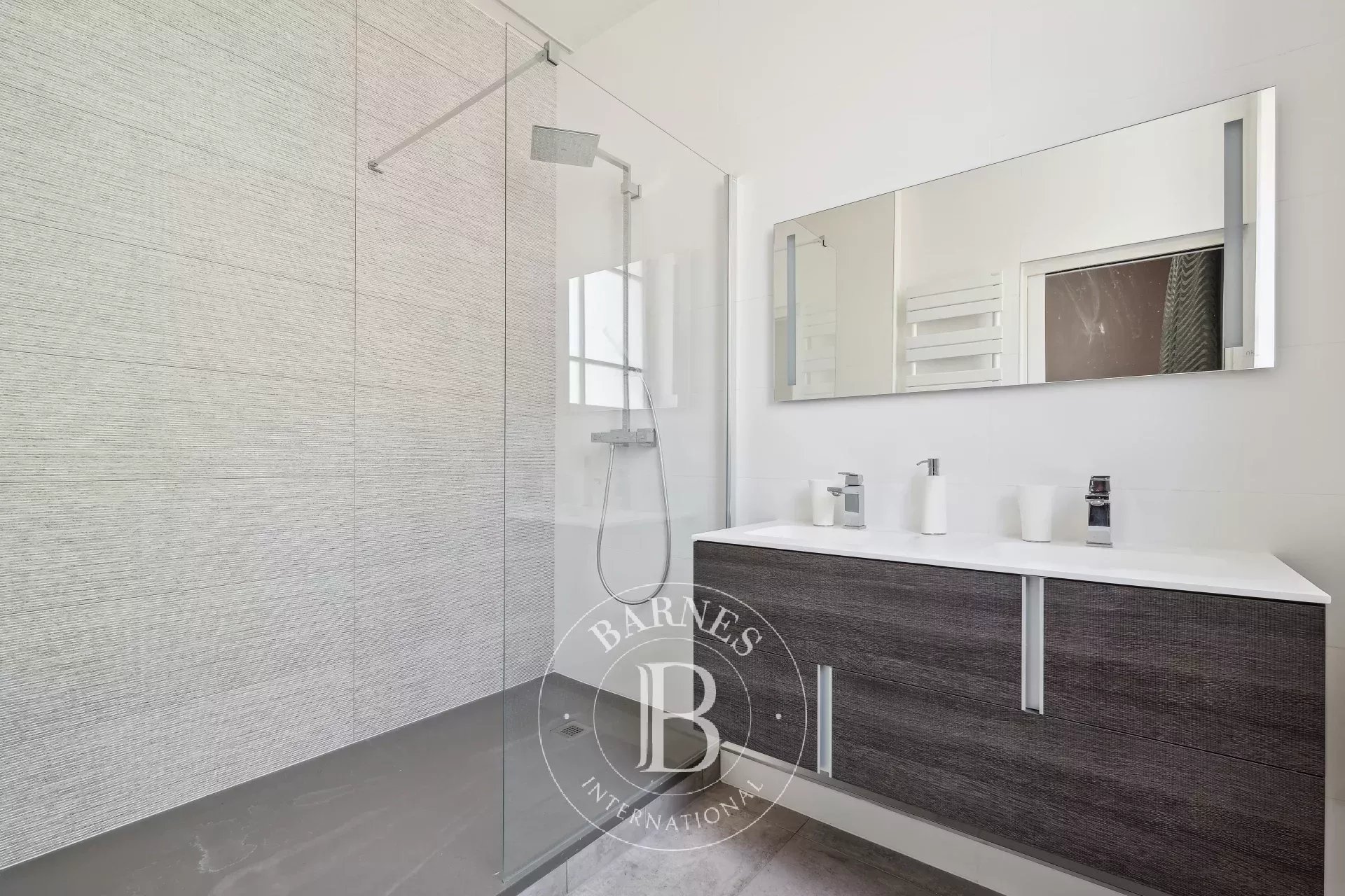 Neuilly-sur-Seine  - Piso 8 Cuartos 4 Habitaciones - picture 9