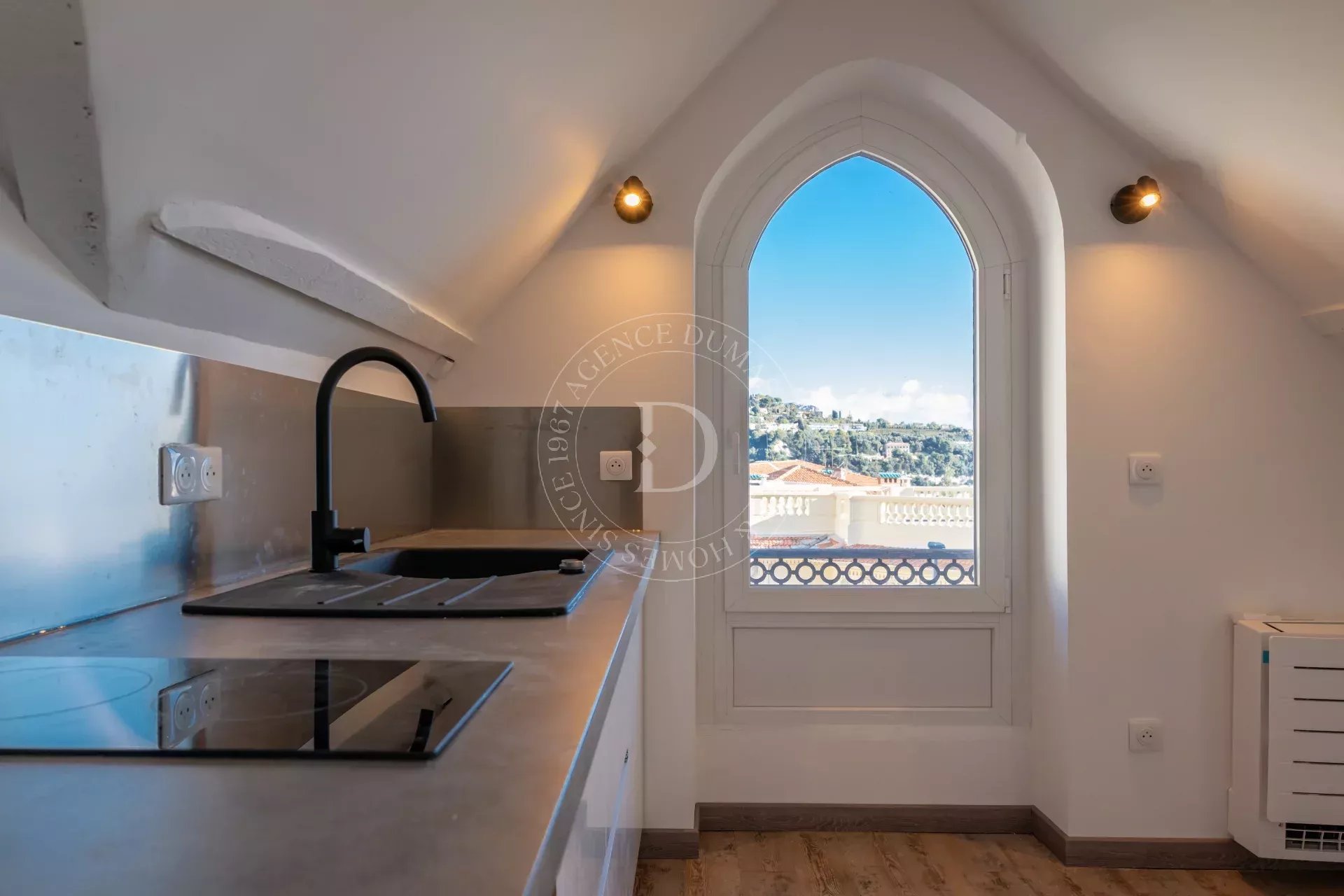 Exclusivité - studio en dernier etage - Photo 4