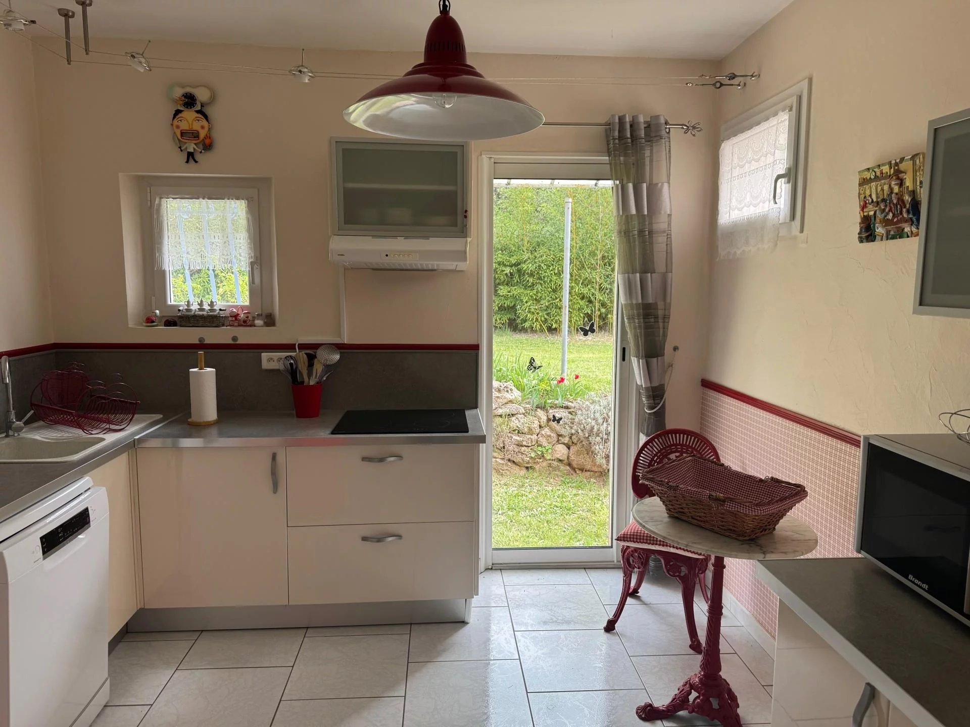 SUPERB ENTRECASTEAUX HOUSE 3 BEDROOMS