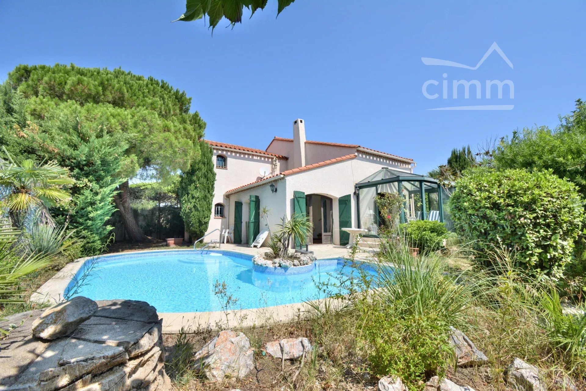 Agence immobilière de 