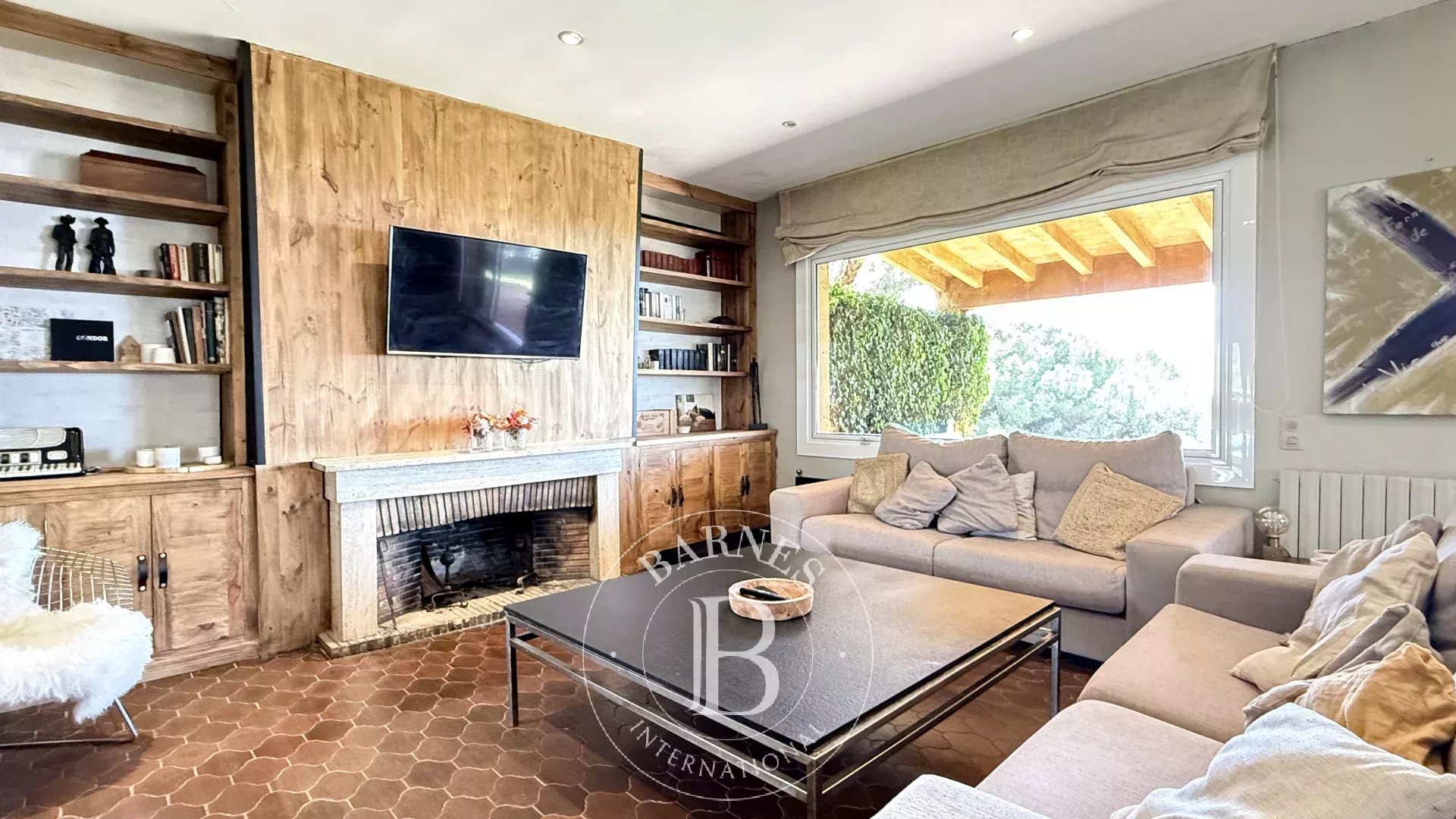Rustic house with sea views in Sant Vicenç de Montalt, Barcelona. - picture 24 title=