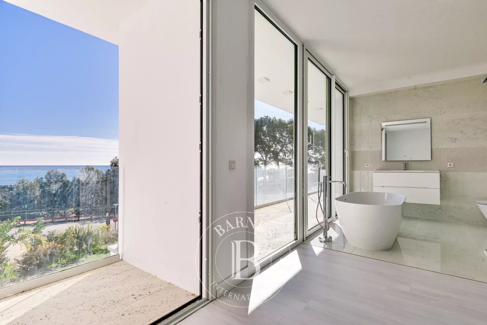 Fantastic newly built villa in Sant Antoni de Calonge with sea views on the Costa Brava. - picture 19