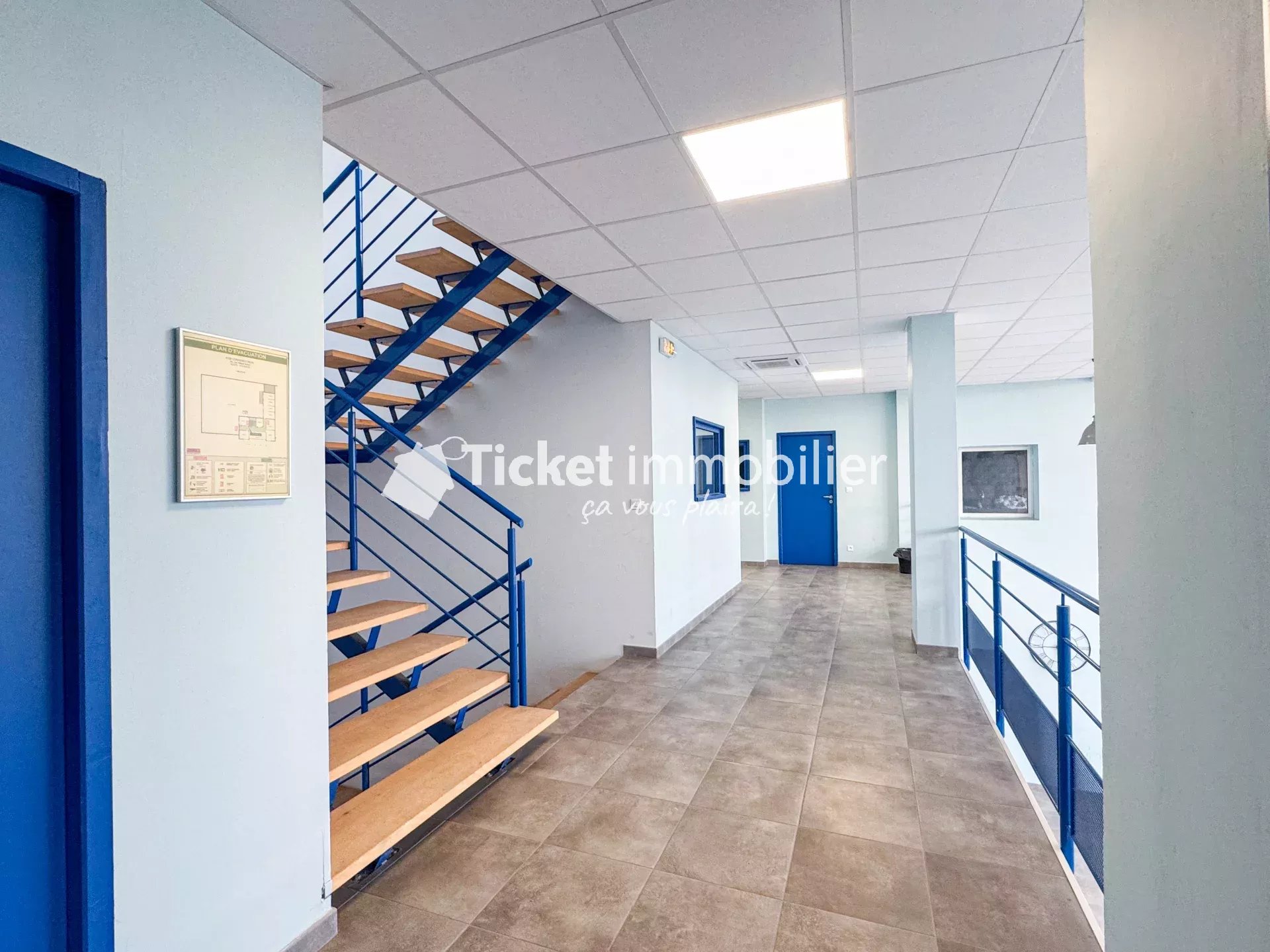 LOCAL D’ACTIVITÉ / BUREAUX 1 216,75 M² – ENTREPÔT + BUREAUX SUR 3 NIVEAUX – ACCÈS RAPIDE PORTET / AXES PRINCIPAUX — photo 6