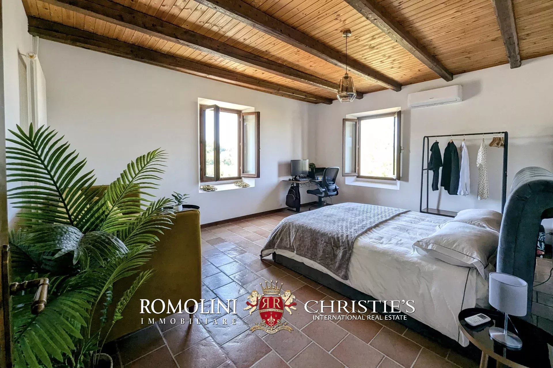 3 Bedroom Villa/Townhouse's Image 17