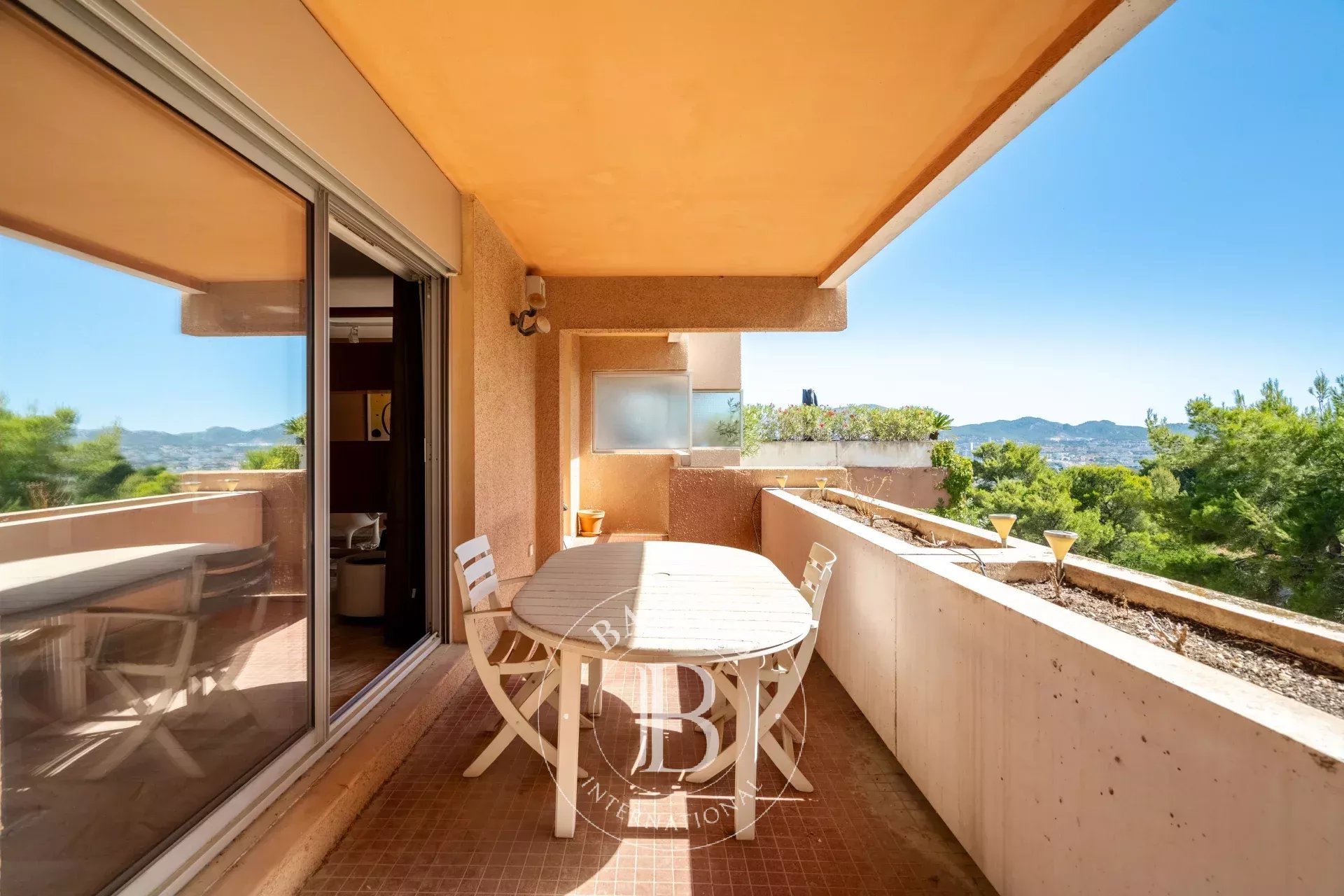 Daire Marseille 8ème