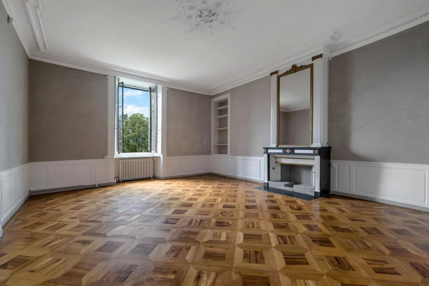 Elégance et charme au coeur de la cité de Calvin