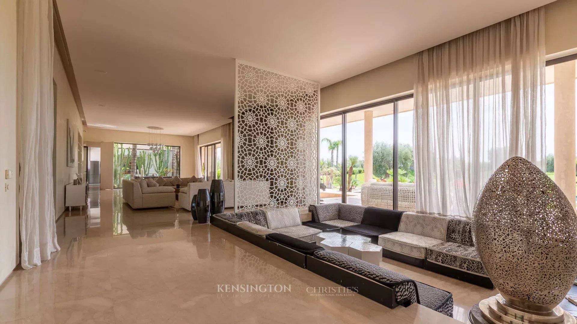 6 Bedroom Villa/Townhouse's Image 6