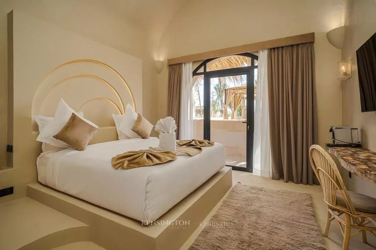 7 Bedroom Villa/Townhouse's Image 38