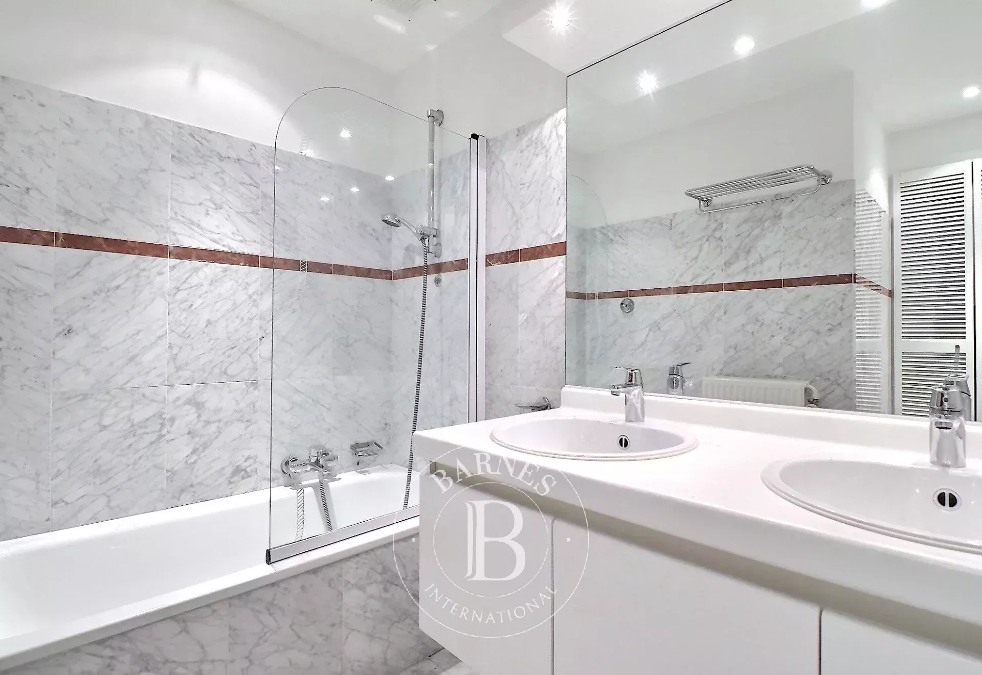 Daire Ixelles - picture 9