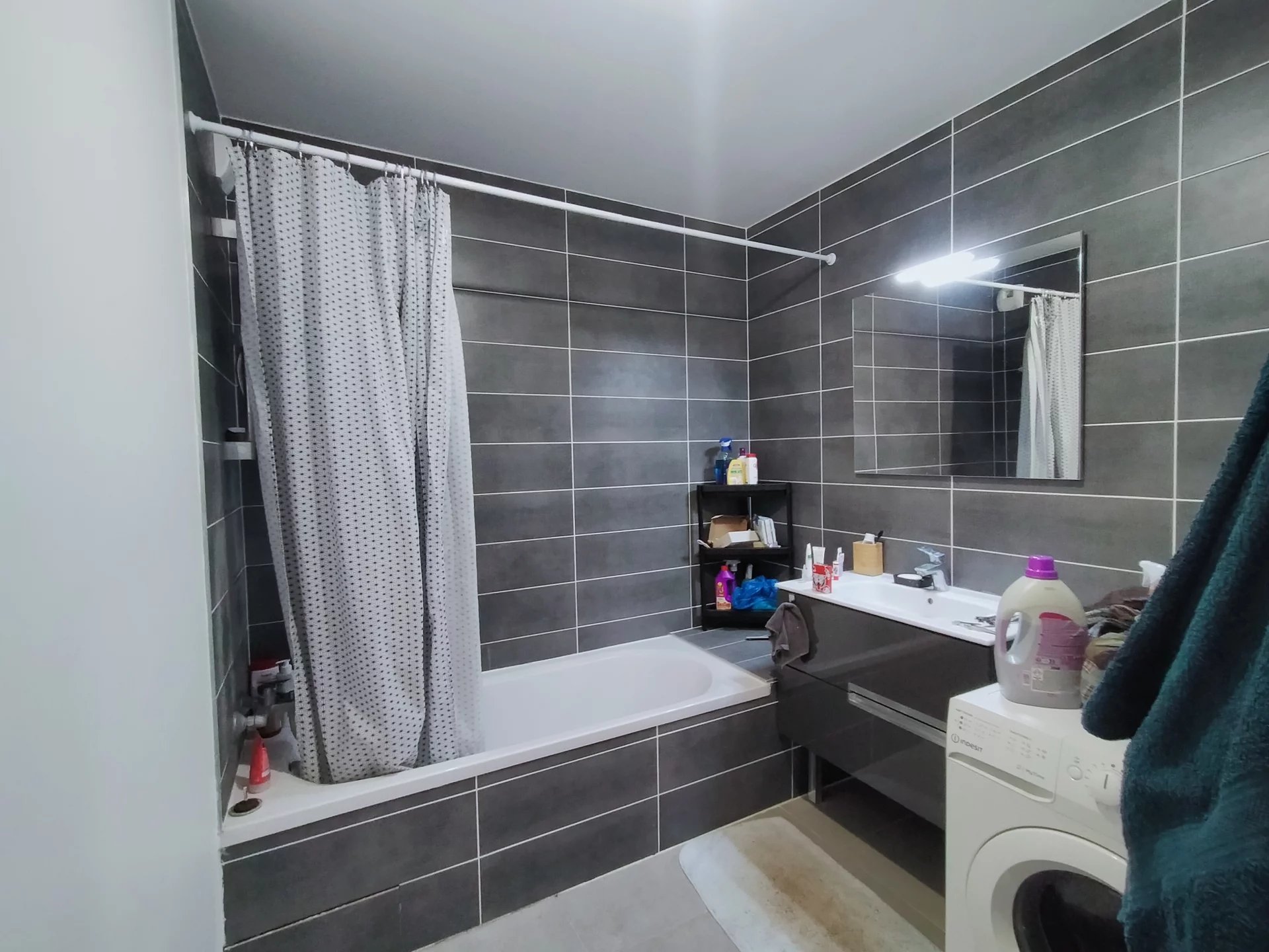 4555438 Location Villeurbanne
