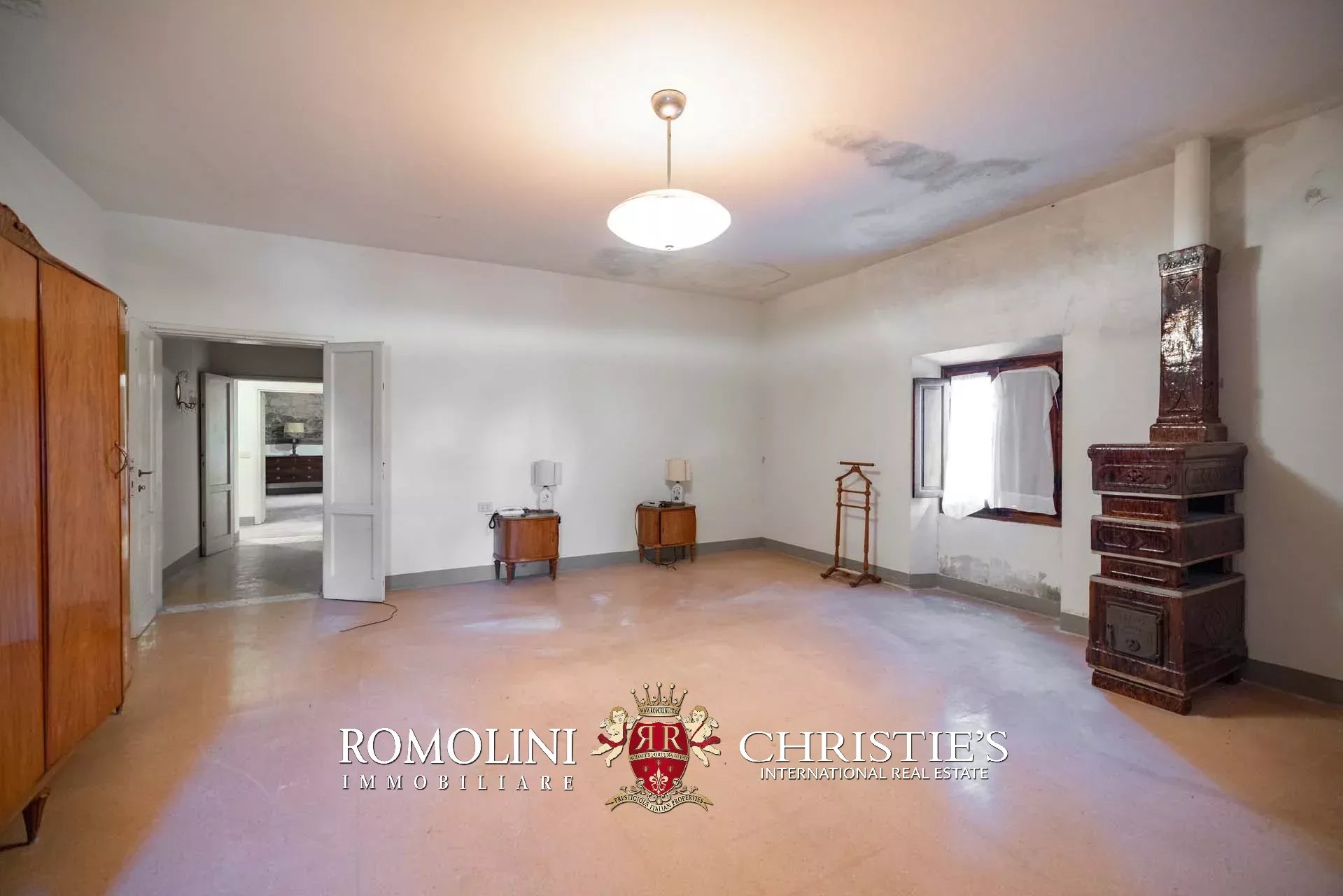 16 Bedroom Villa/Townhouse's Image 63