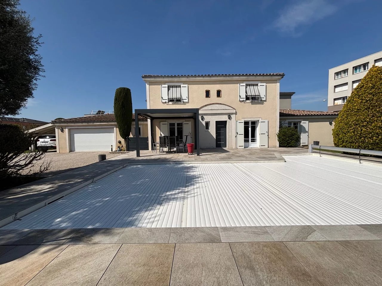 Agence immobilière de 