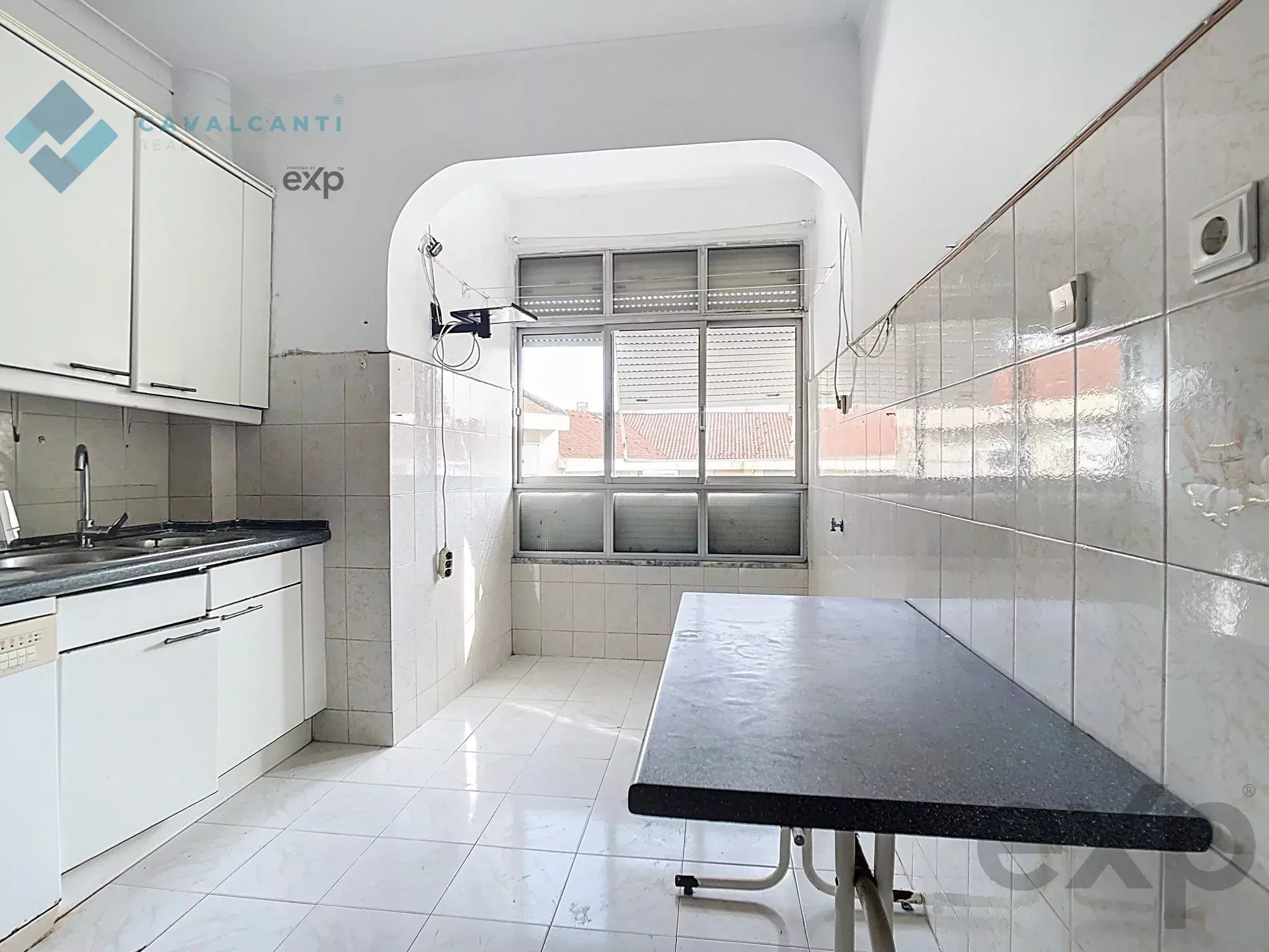 T3 for refurbishment in the heart of Carnaxide 86827812 image 10