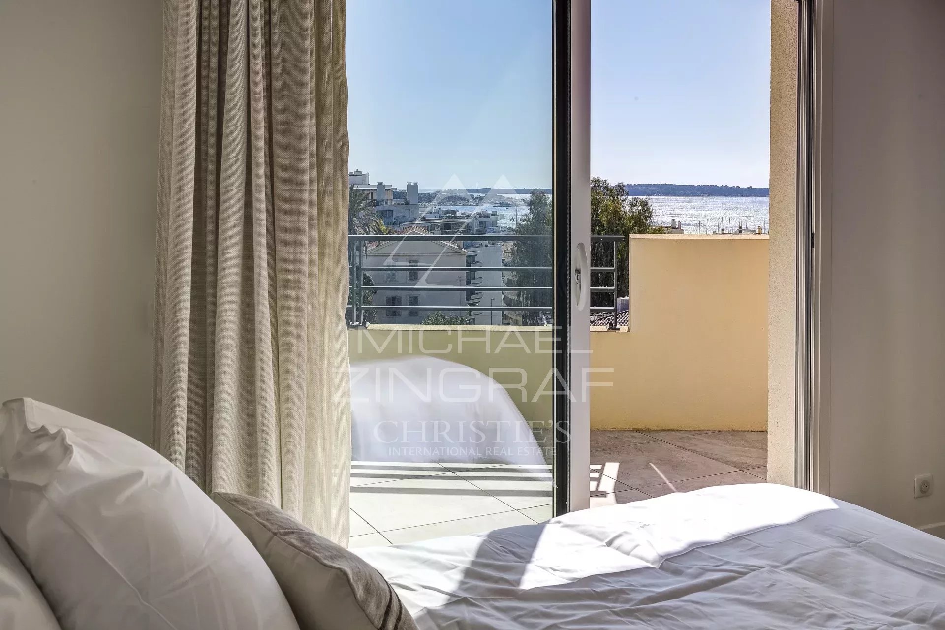 4 Bedroom Apartment/Flat's Image 3