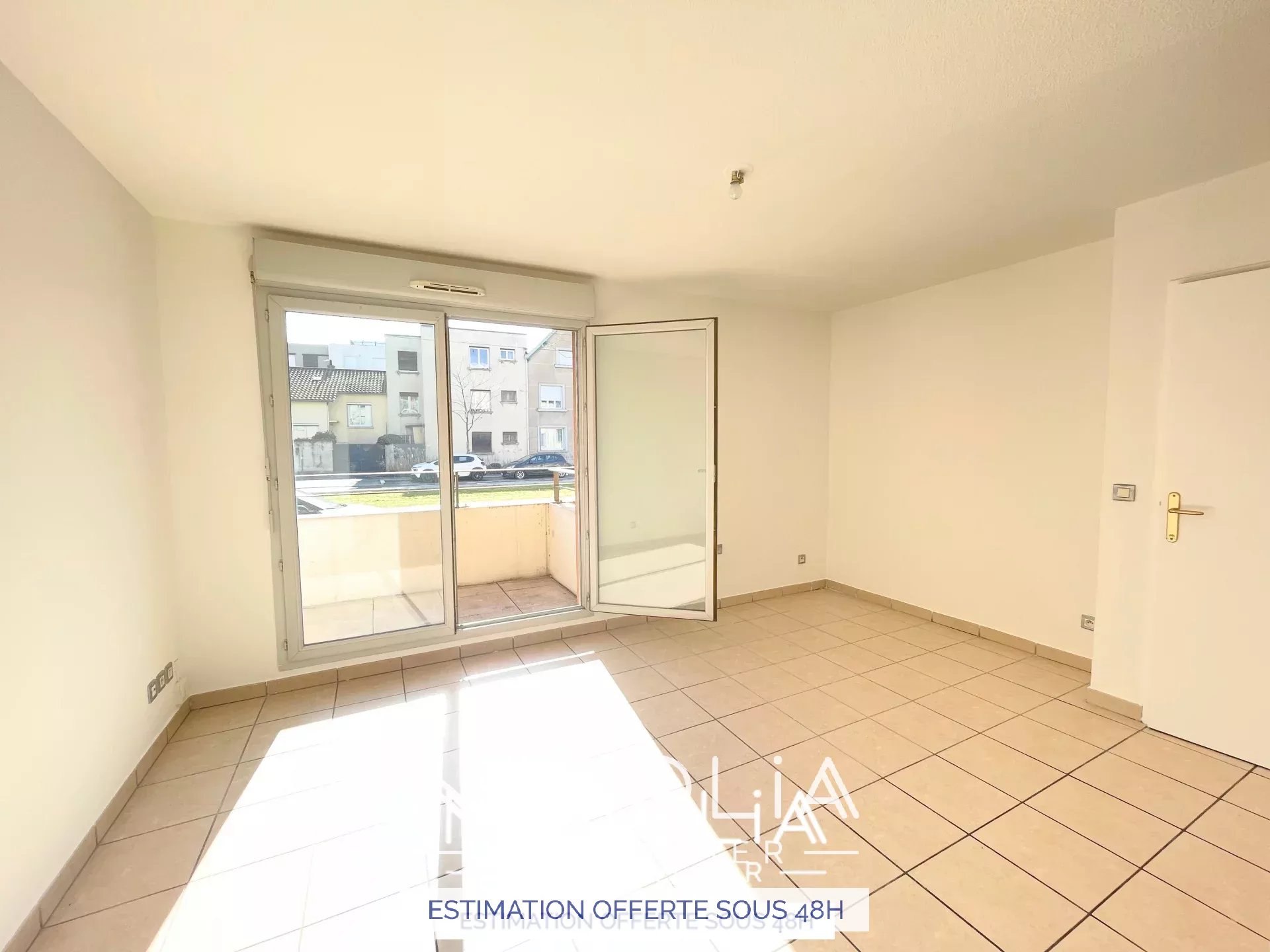 Achat Appartement Surface de 40.66 m/ Total carrez : 40 m, 2 pices, Lyon 8me (69008)