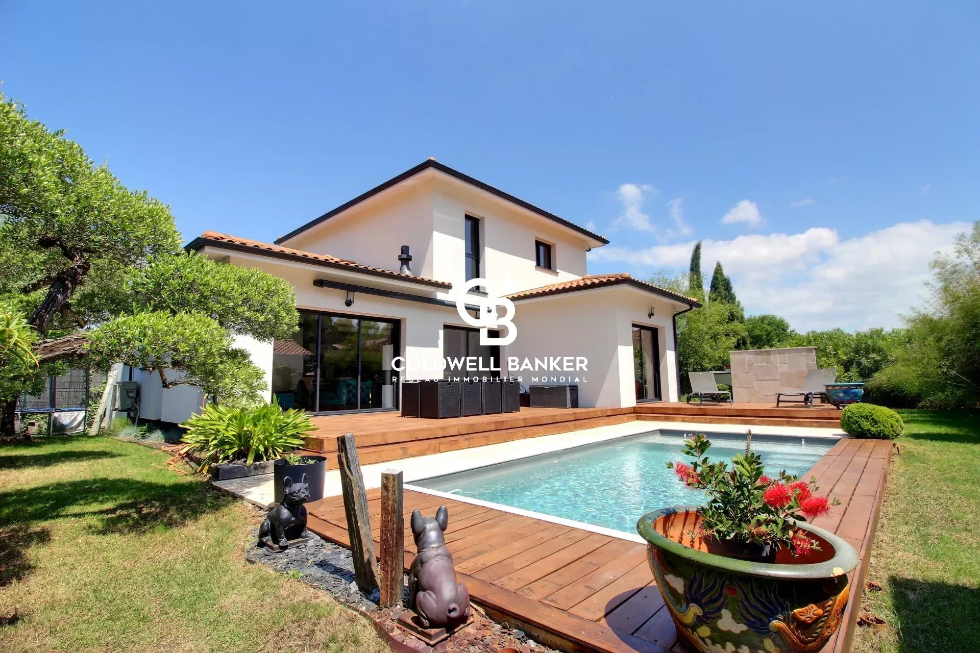Agence immobilière de Silver Coast Int. Realty