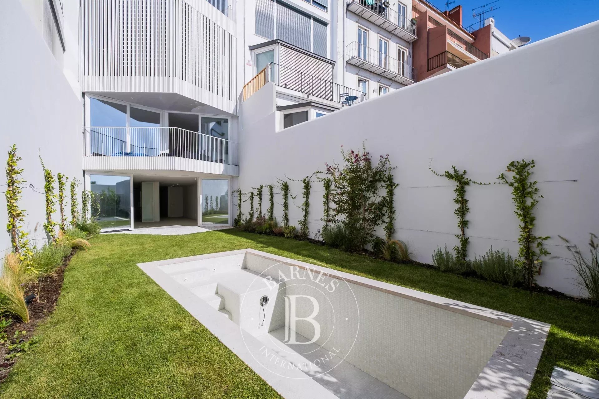 Jardin et piscine privés