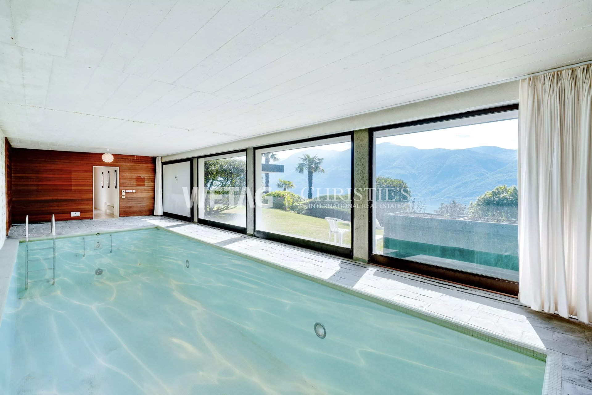 6 Bedroom Villa/Townhouse's Image 10