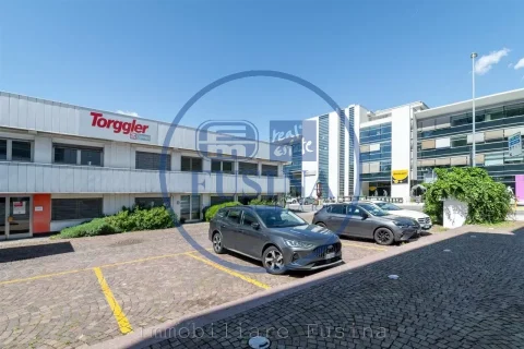 Magazzino---Capannone-in-vendita---Bolzano-12