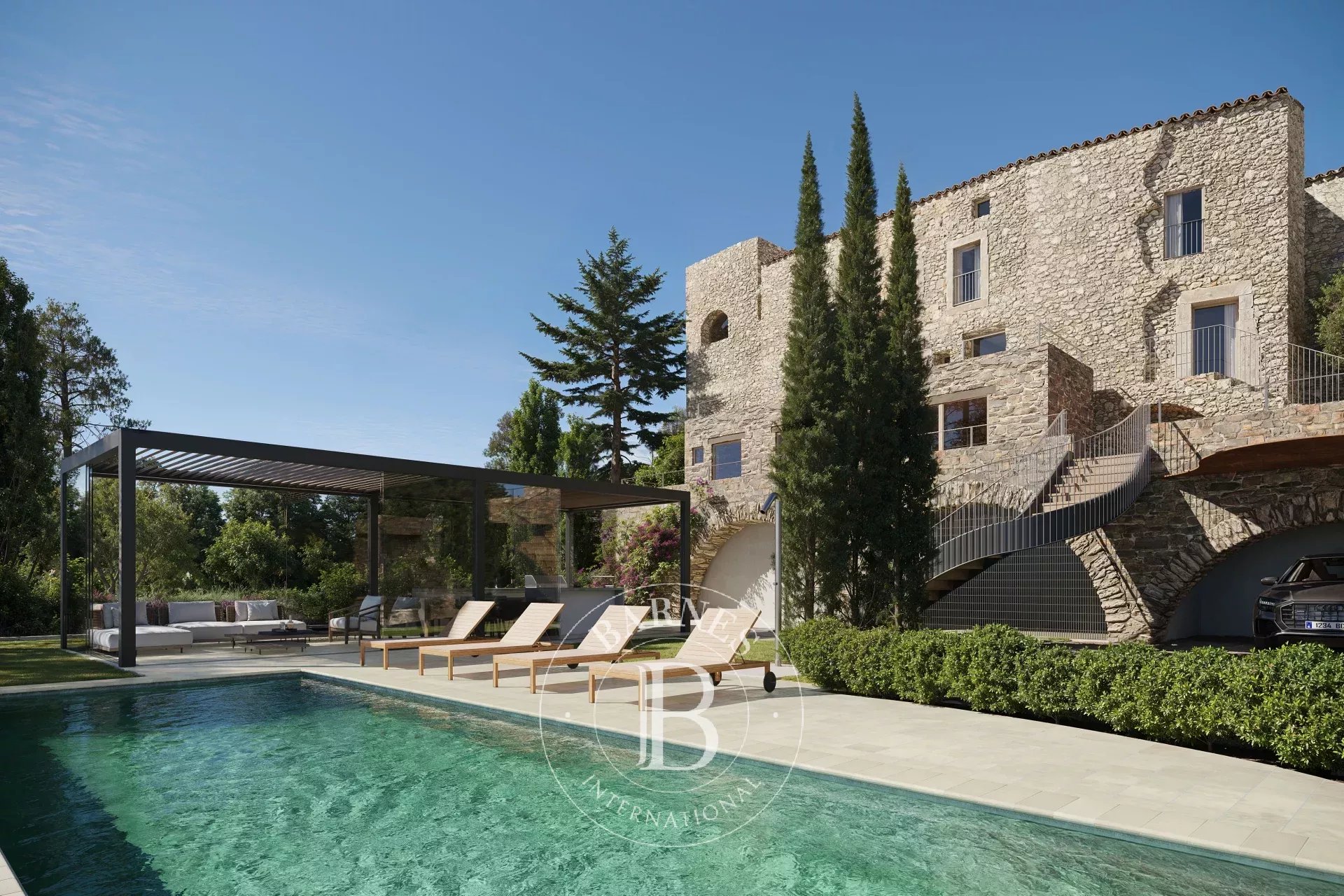 Exceptional village house with swimming pool totally refurbished in Madremanya, Gironès