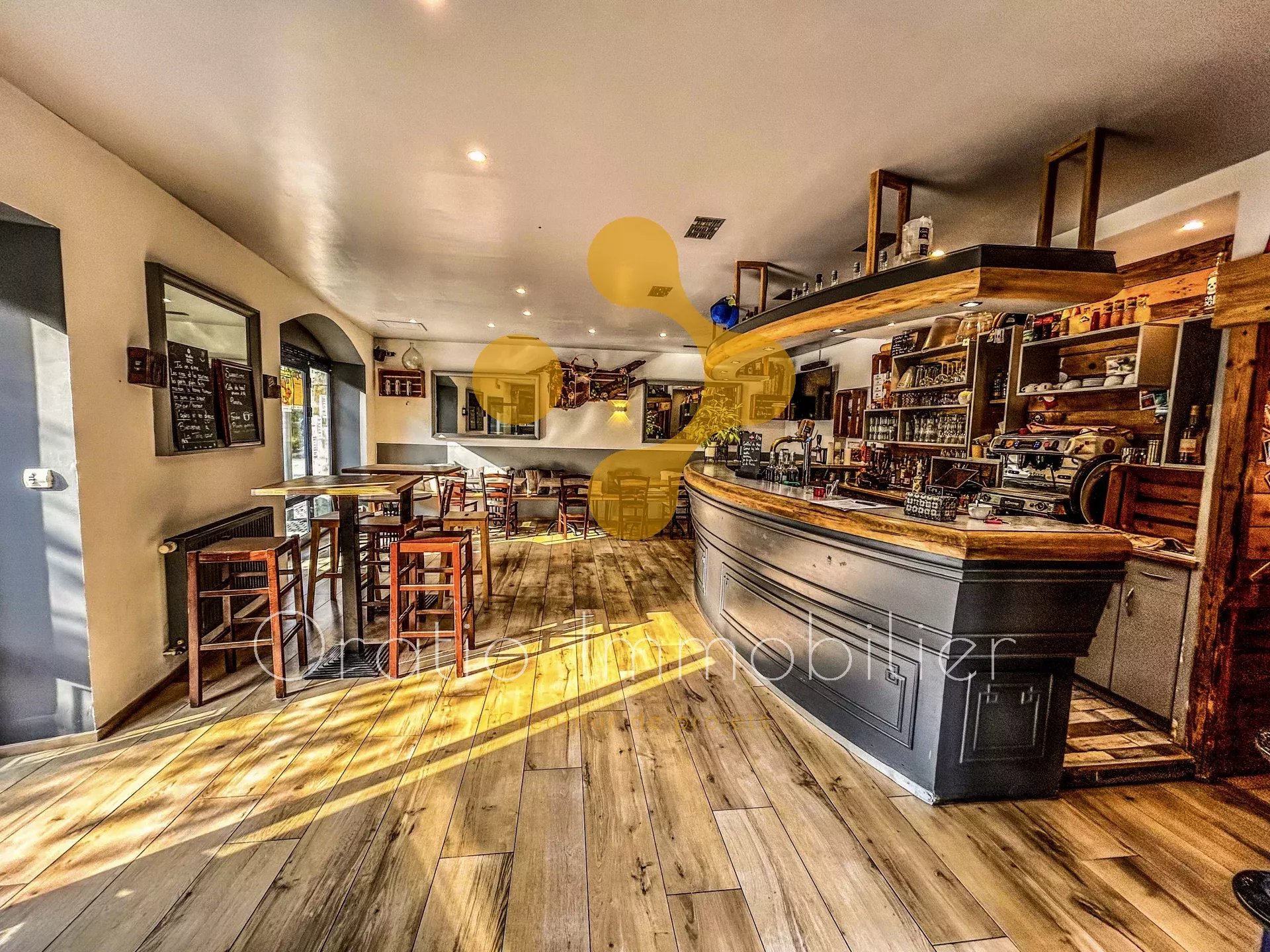 Agence immobilière de 