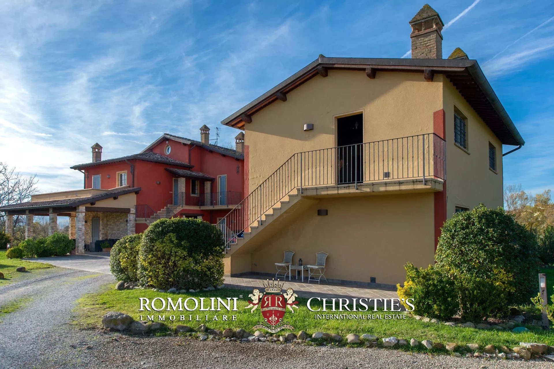 10 Bedroom Villa/Townhouse's Image 24