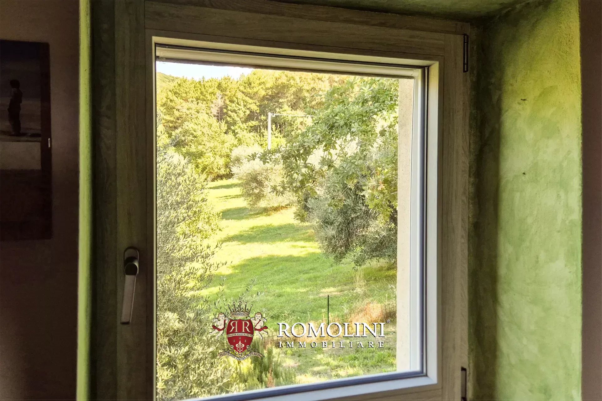 RUSTIC FARMHOUSE WITH POOL FOR SALE IN MOUNT AMIATA, MAREMMA