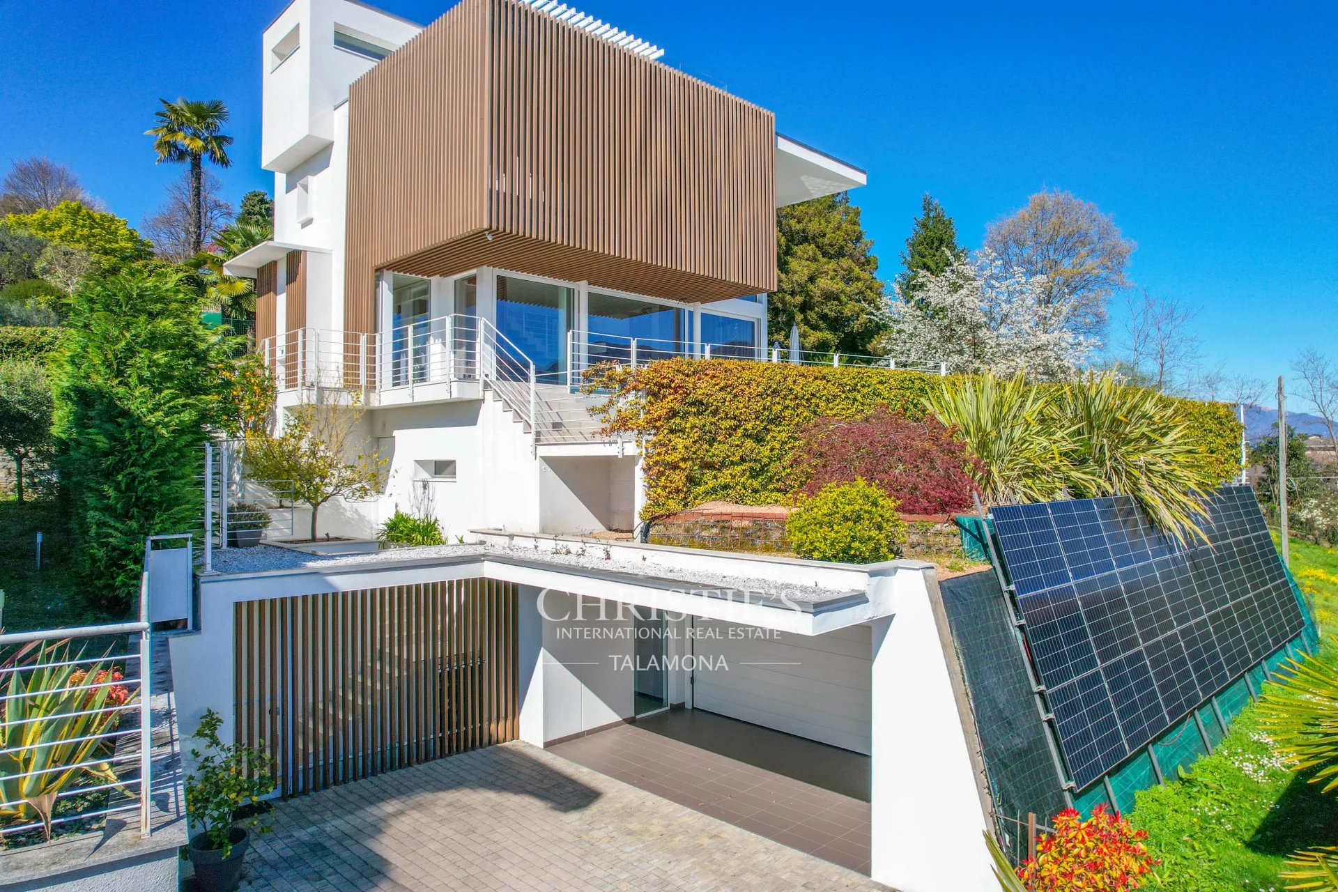 3 Bedroom Villa/Townhouse's Image 9
