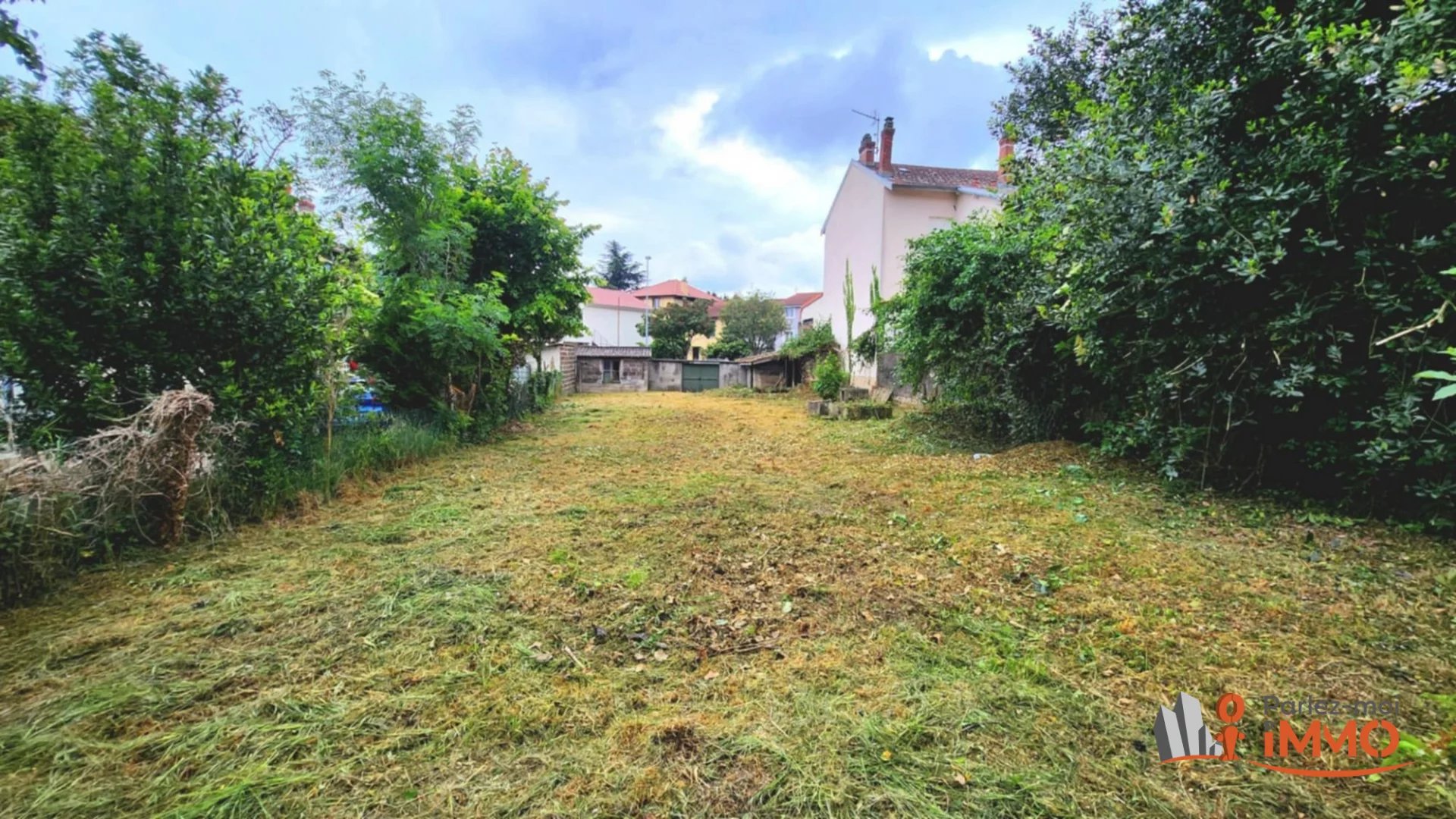 Terrain constructible - 345m²